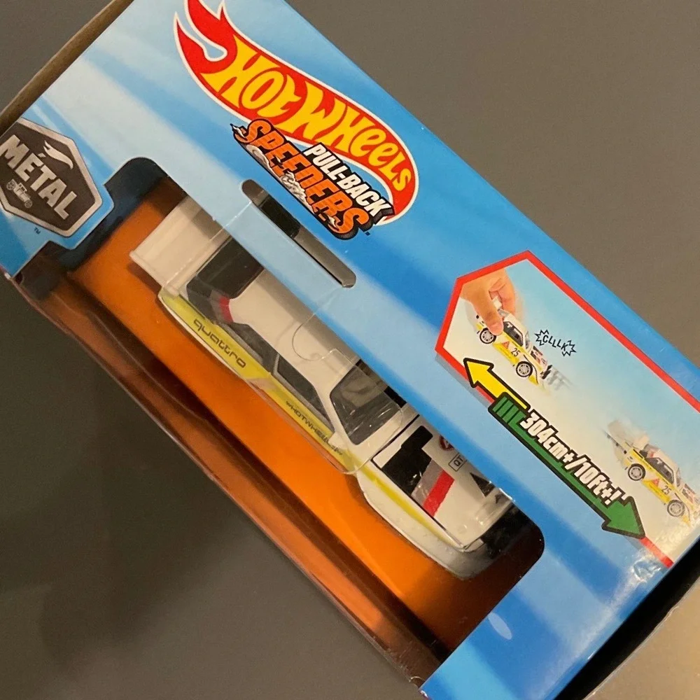 Hot Wheels PullBack Speeders Audi Sport Quattro S1 E2 White Yellow NEW Rally Car